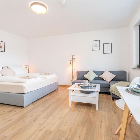 Modernes Apartment Mit Privatem Stellplatz Wenige Minuten Von Der Innenstadt & Mosel Koblenz  Eksteriør billede