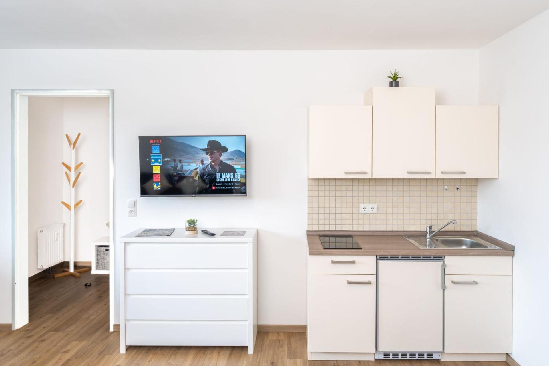 Modernes Apartment Mit Privatem Stellplatz Wenige Minuten Von Der Innenstadt & Mosel Koblenz  Eksteriør billede
