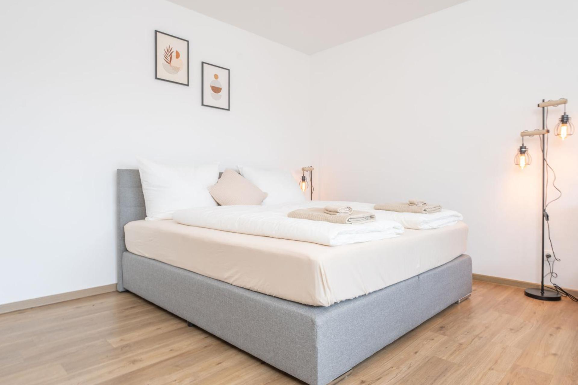 Modernes Apartment Mit Privatem Stellplatz Wenige Minuten Von Der Innenstadt & Mosel Koblenz  Eksteriør billede